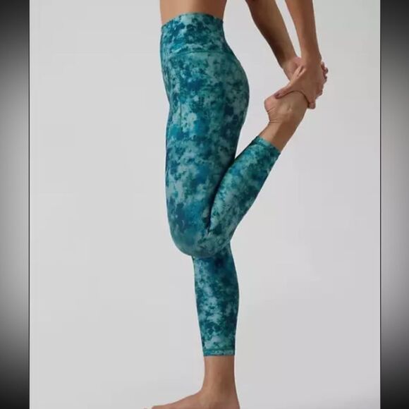 Athleta Salutation Stash Pocket II Printed 7/8 Tight - Picture 3 of 8